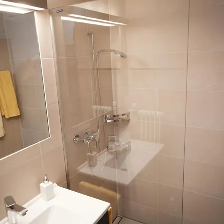 Primavista-5 By Interhome